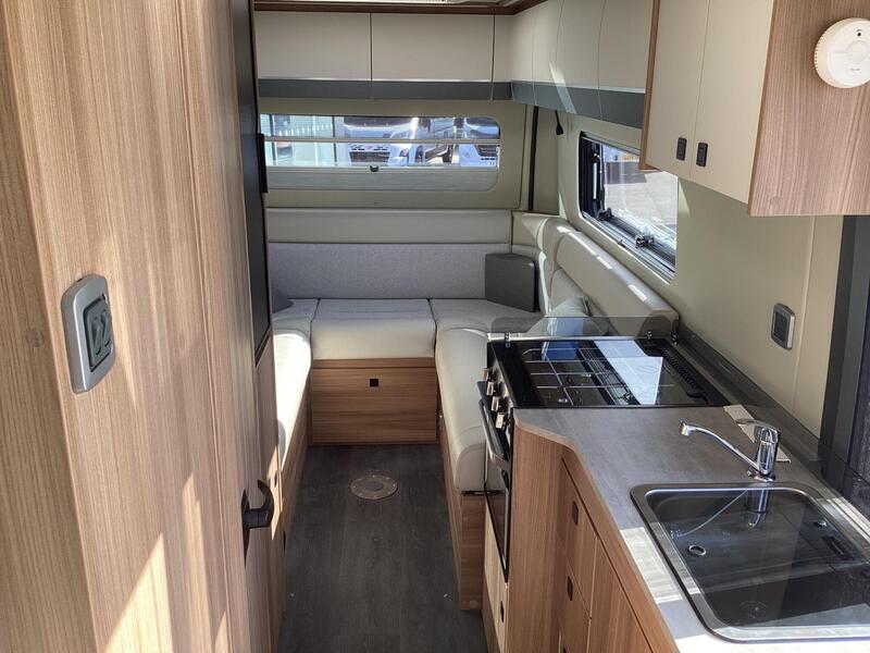 Auto-Trail V-Line 635 Sport — image 23