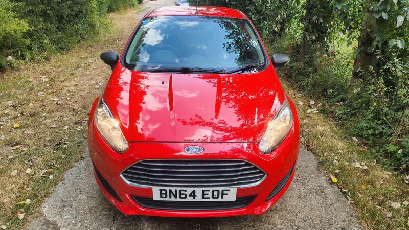 2014 Ford Fiesta — photo 3