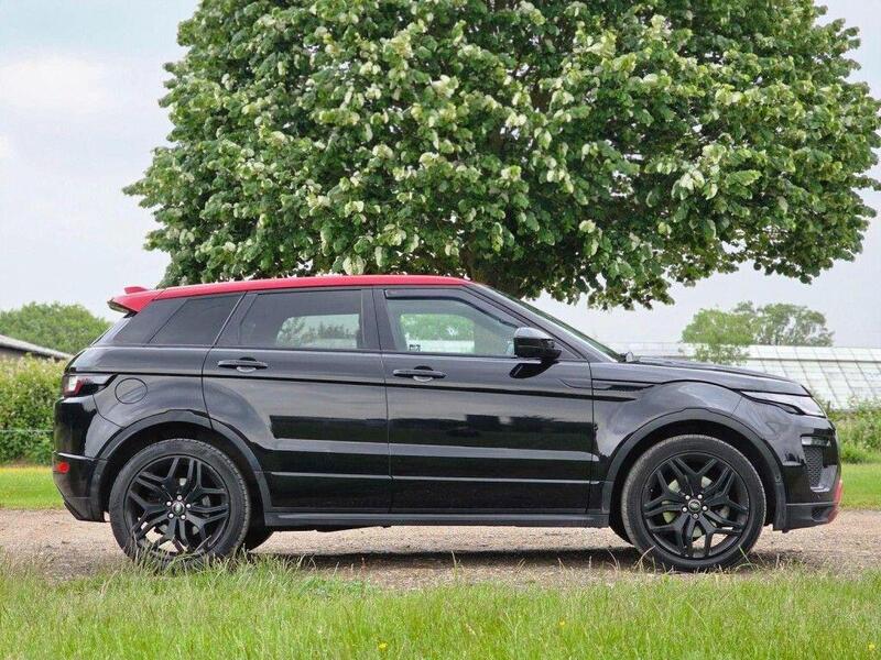 Land Rover Range Rover Evoque view 2