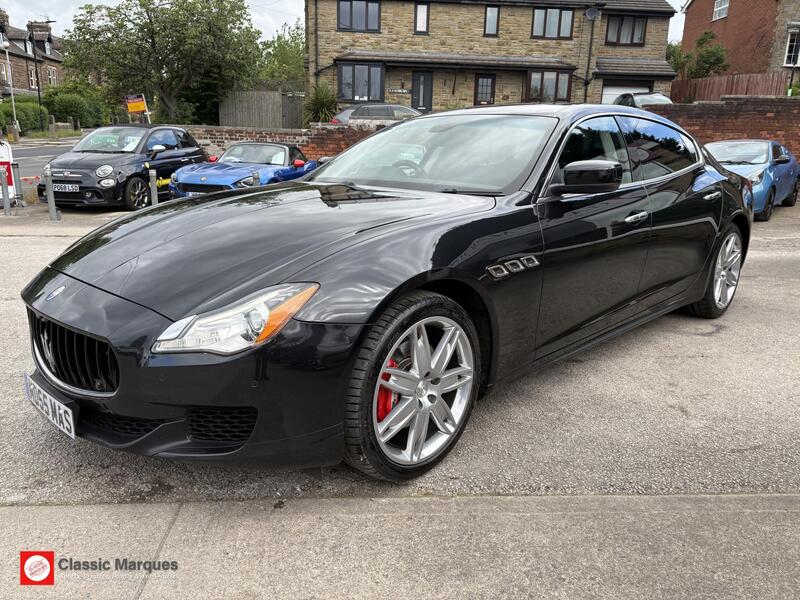 Maserati Quattroporte view 4