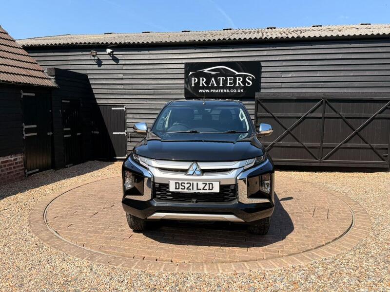 Mitsubishi L200 view 4