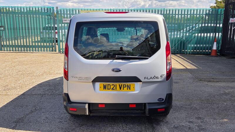 Ford Grand Tourneo Connect view 7