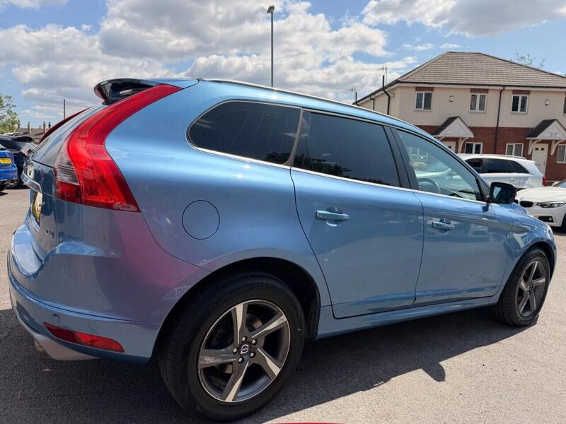 Volvo XC60 view 7
