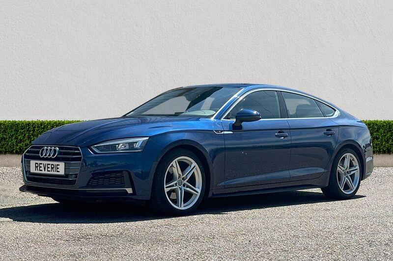 Audi A5 view 3