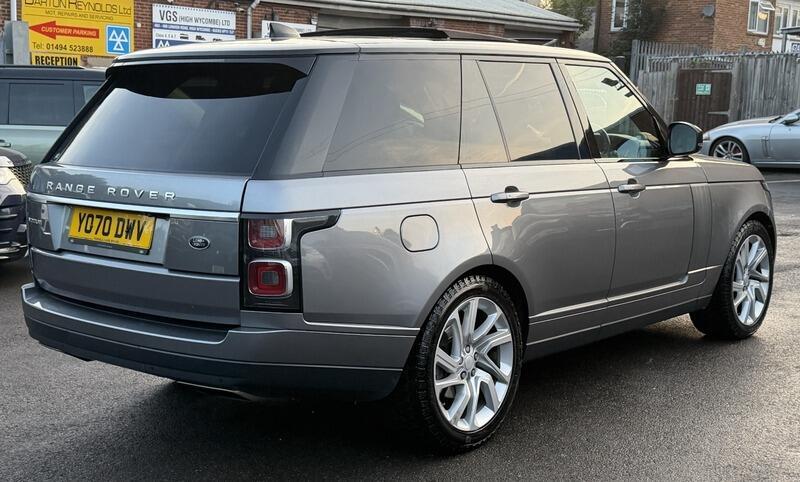 Land Rover Range Rover view 5
