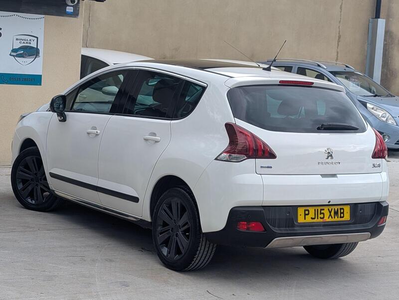 Peugeot 3008 view 4