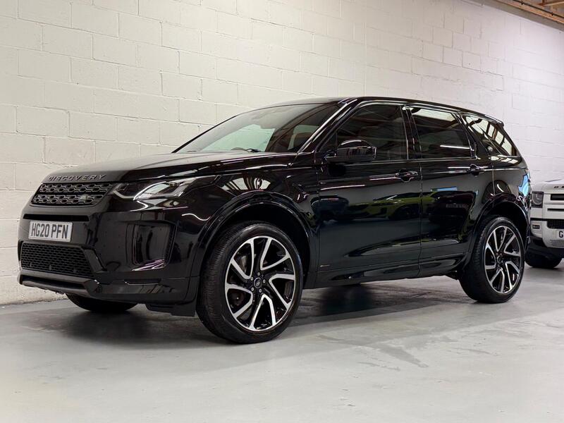 Land Rover Discovery Sport view 5