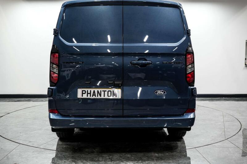 Ford Transit Custom view 4