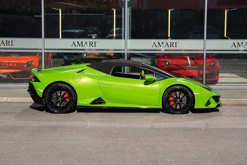 Lamborghini Huracan view 5