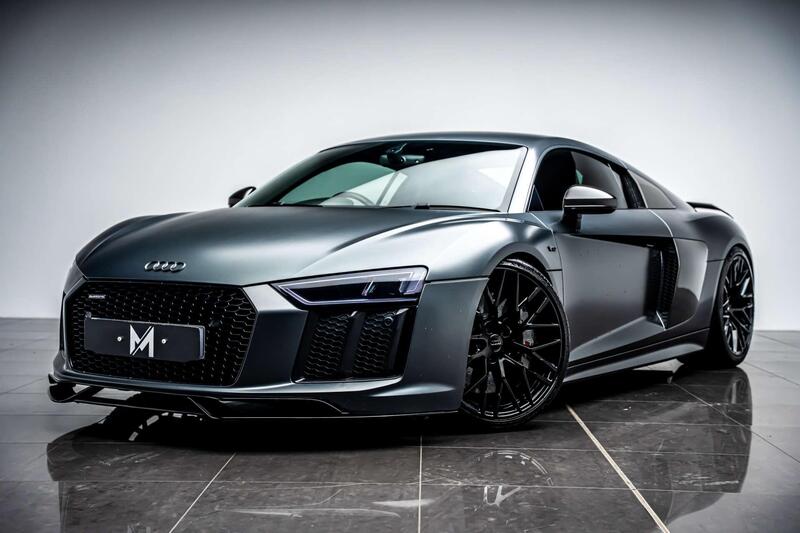 Audi Audi R8 view 3
