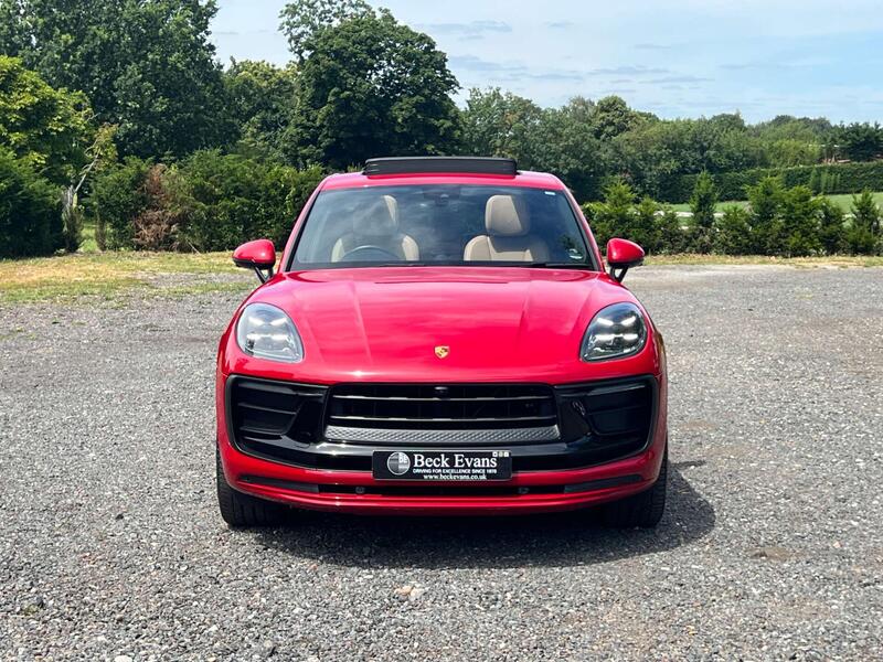 Porsche Macan view 2