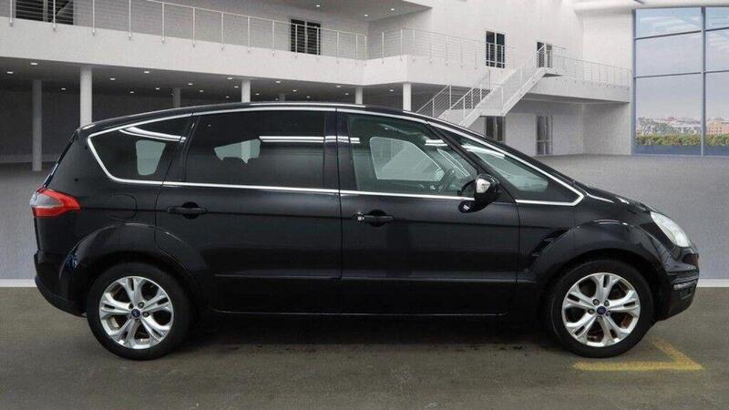Ford S-Max view 2