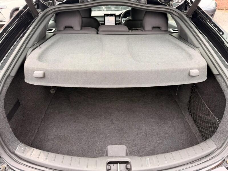 Polestar 2 view 6