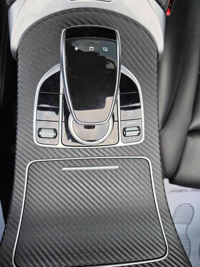 Mercedes-Benz C Class 2.1 C300dh AMG Line (Premium Plus) G-Tronic+ Euro 6 (s/s) 4dr thumbnail 39