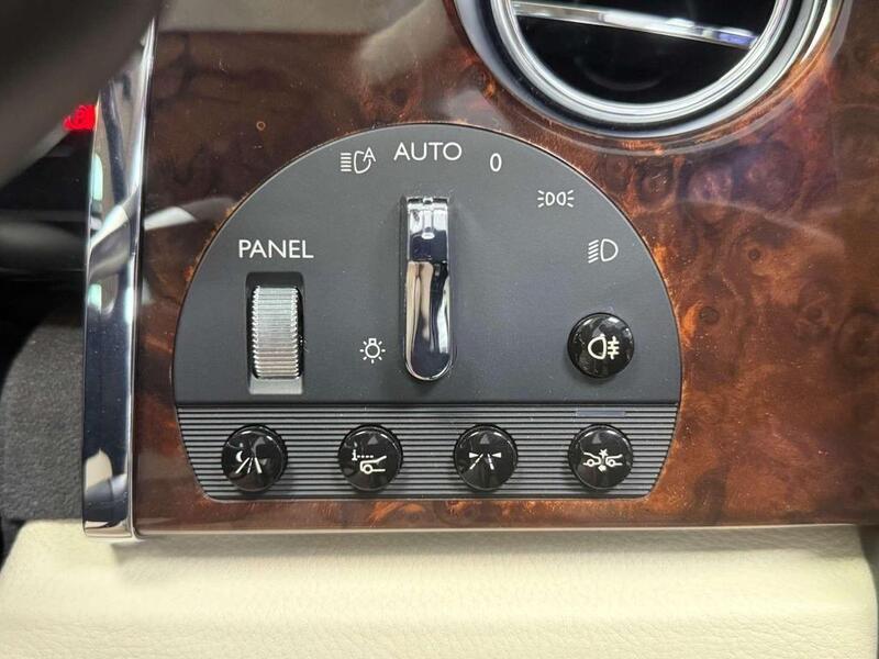 Rolls-Royce Ghost view 30