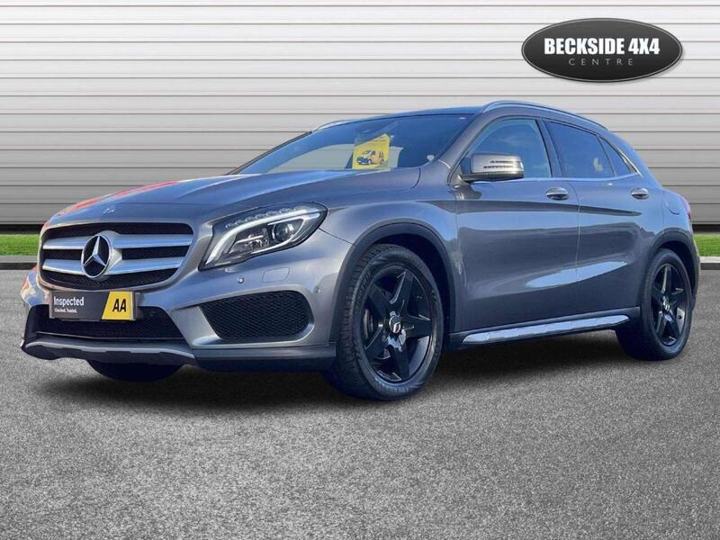 Mercedes-Benz Gla view 2