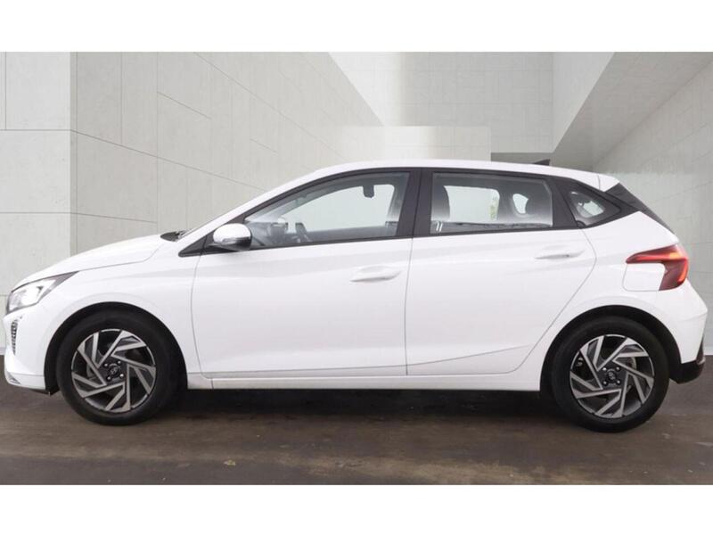 Hyundai i20 view 6