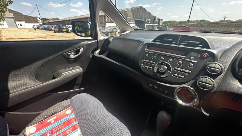 2013 Honda Jazz — photo 16