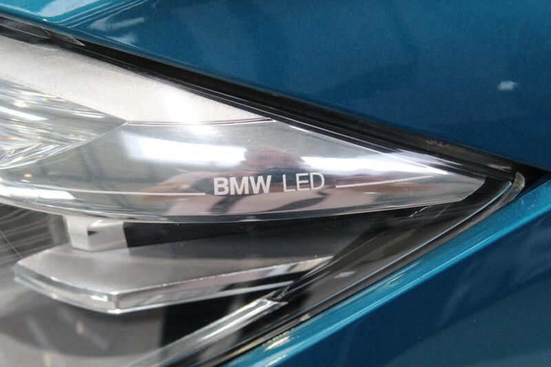 2016 BMW 3 Series in Blue — image 15 of 69