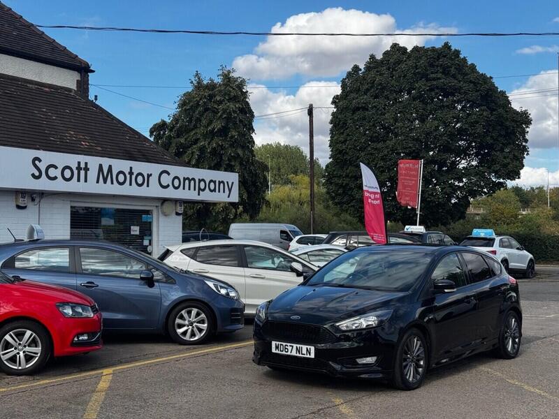 Ford Focus view 4