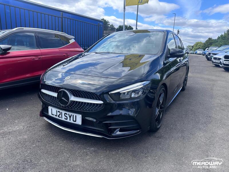 Mercedes-Benz B-Class view 3