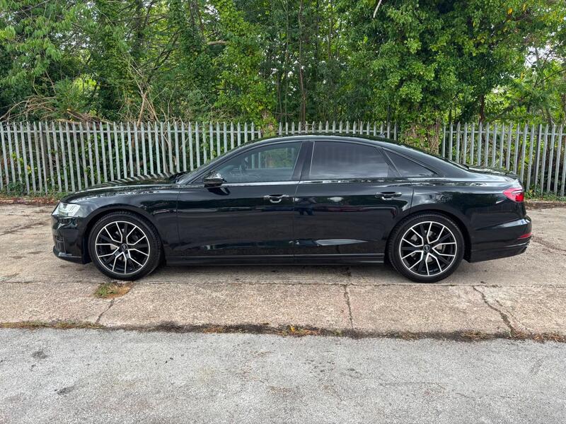 Audi A8 view 3