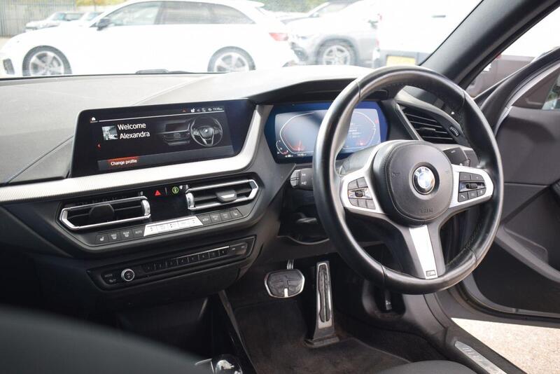 BMW 2 Series view 7
