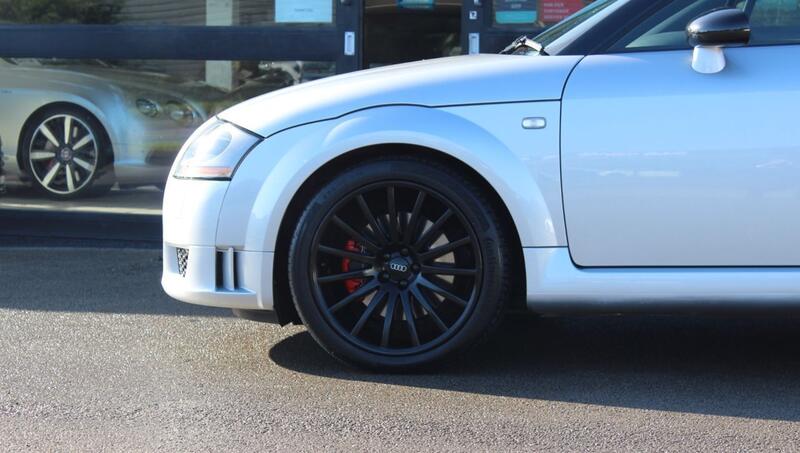 Audi TT view 4
