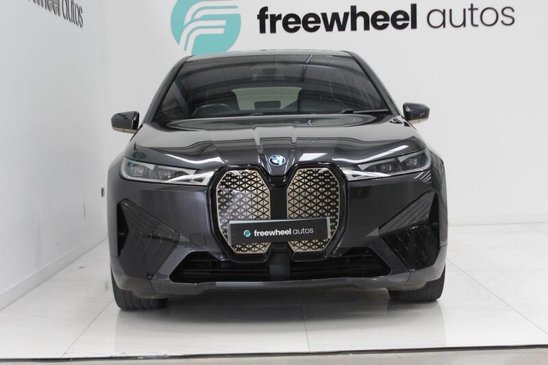2022 BMW iX in Grey — image 7 of 90