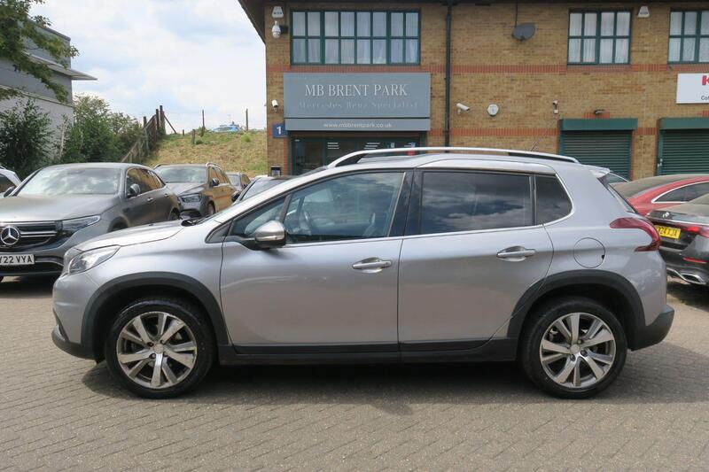 Peugeot 2008 view 4