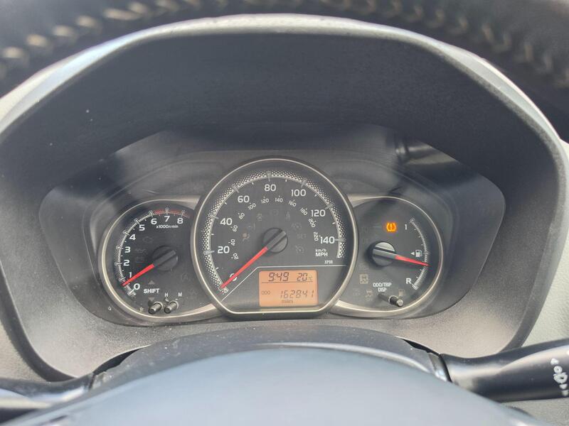 Toyota Yaris 1.33 Dual VVT-i Icon Euro 5 5dr Euro 5 thumbnail 27