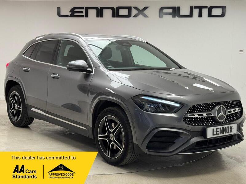 Mercedes-Benz Mercedes-Benz GLA main image