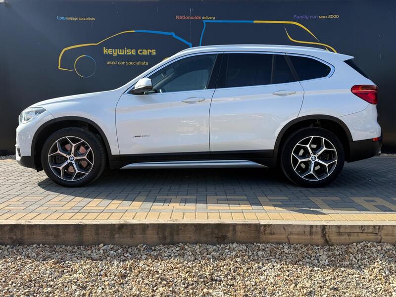 BMW X1 view 2