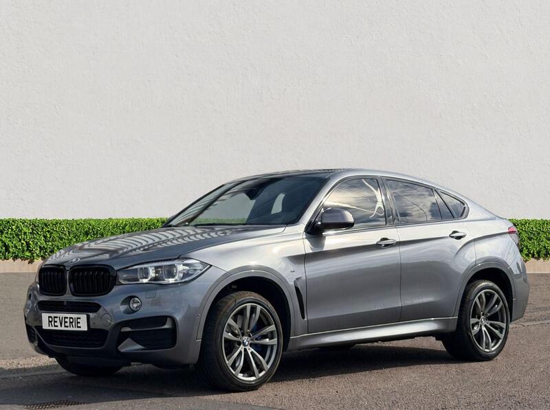 BMW X6 view 3