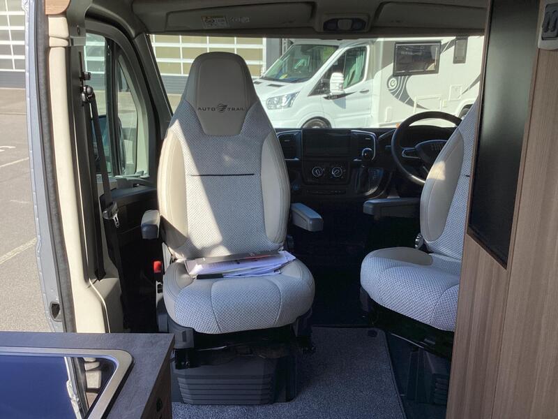 Auto-Trail V-Line 610 SE — image 29