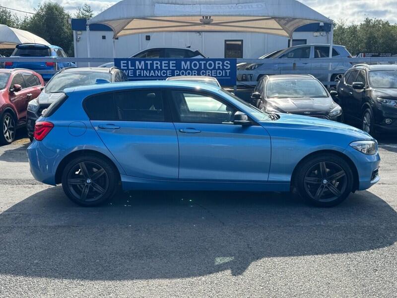 BMW 1 Series view 3