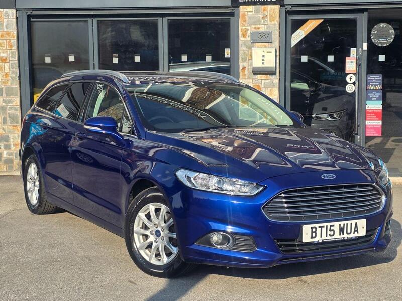 Ford Mondeo view 3