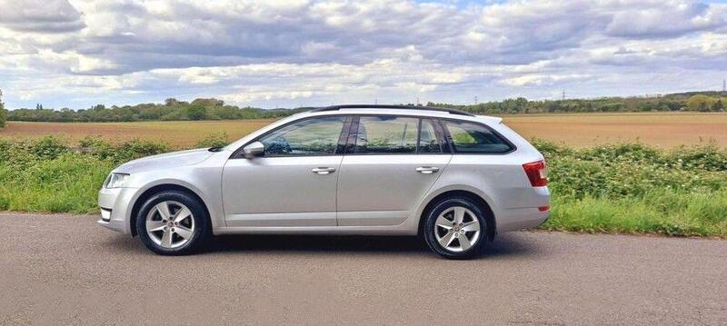 Skoda Octavia view 6