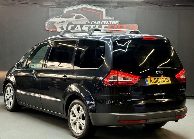 Ford Galaxy view 7