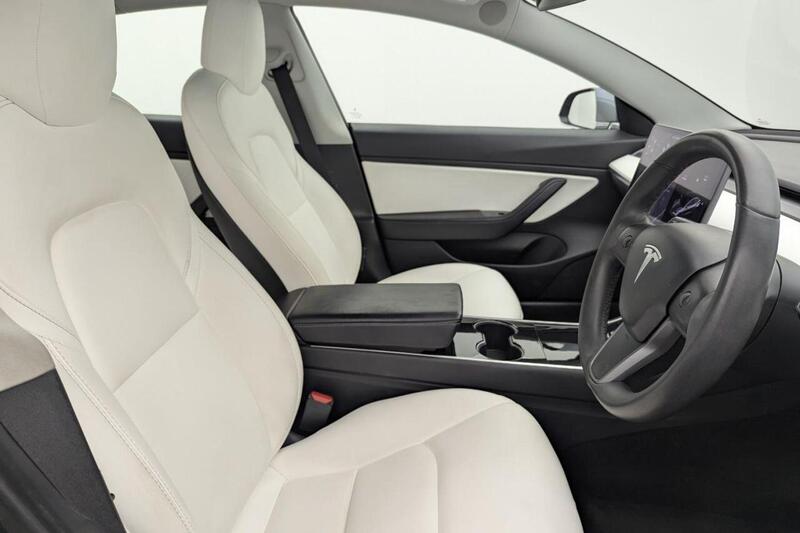 Tesla Model 3 view 3