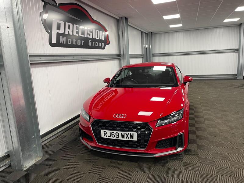 Audi TT view 5