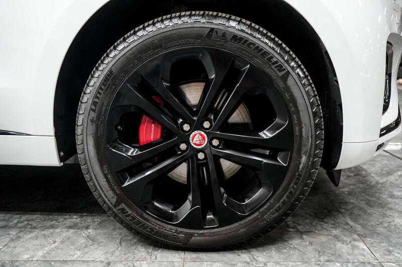 Jaguar F-Pace view 7