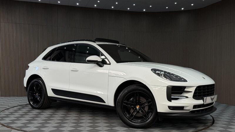 2018 Porsche Macan in White for sale