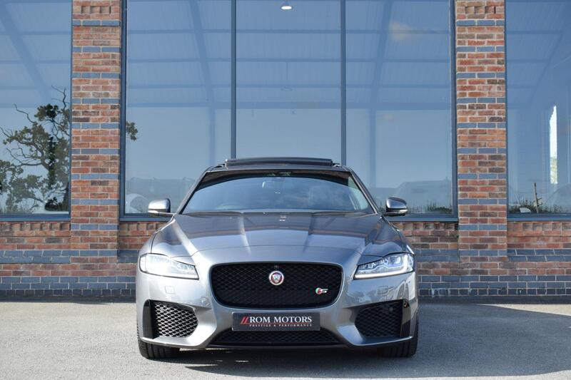 Jaguar XF view 4