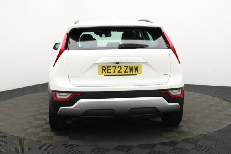 Kia Niro view 5