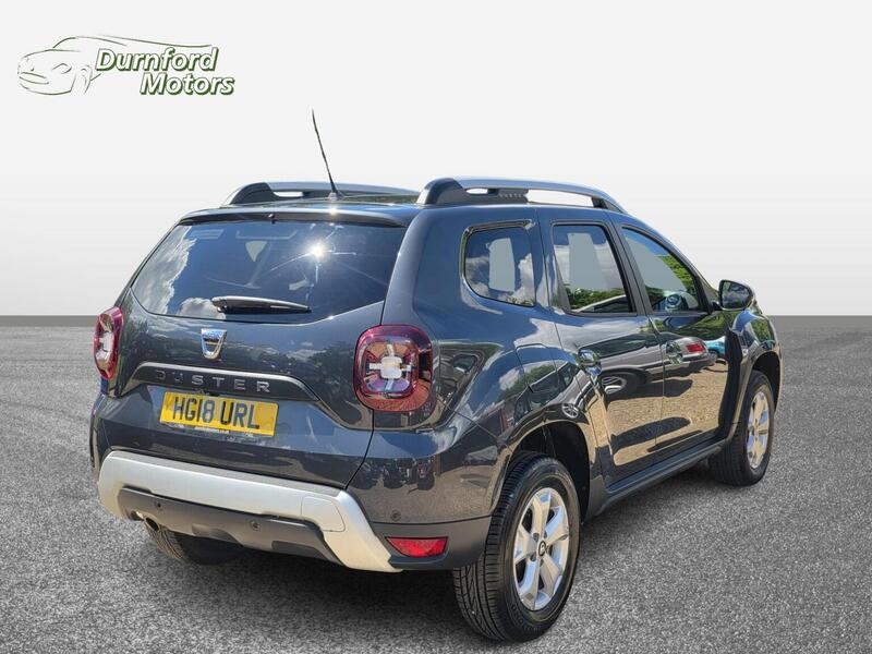 Dacia Duster view 3