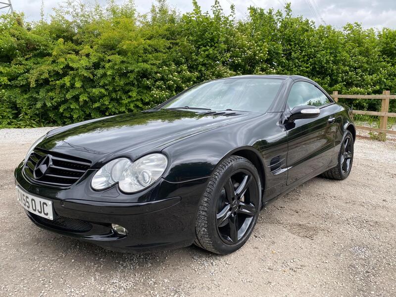 Mercedes-Benz SL view 3