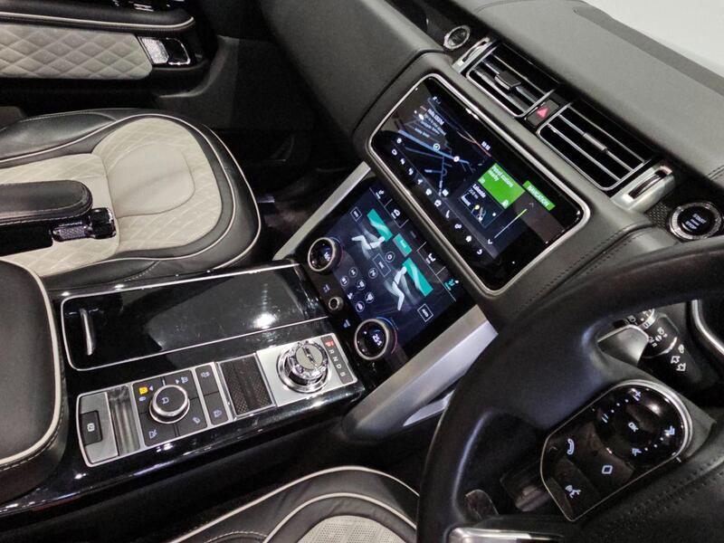 Land Rover Range Rover view 70