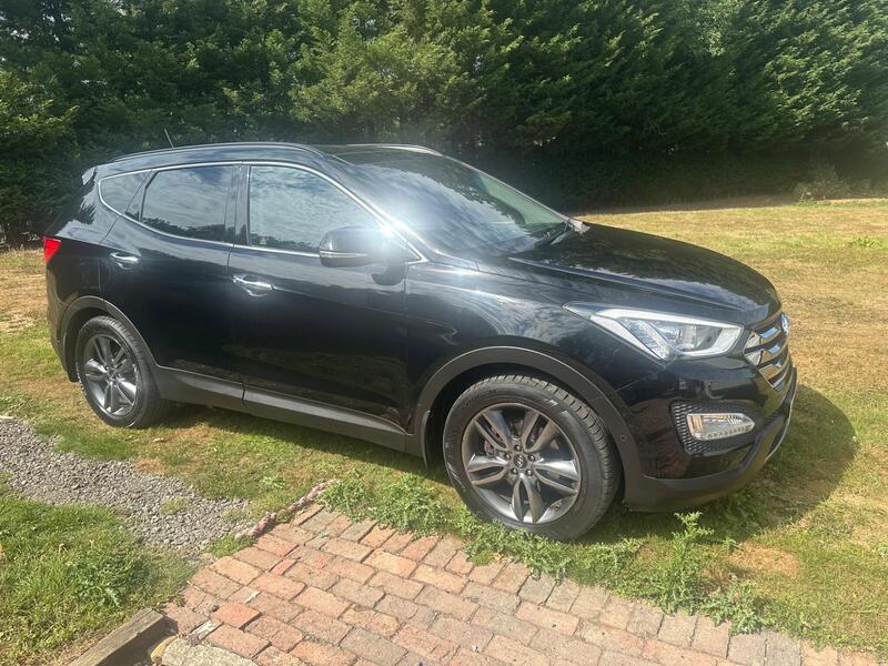 Hyundai Santa Fe main image