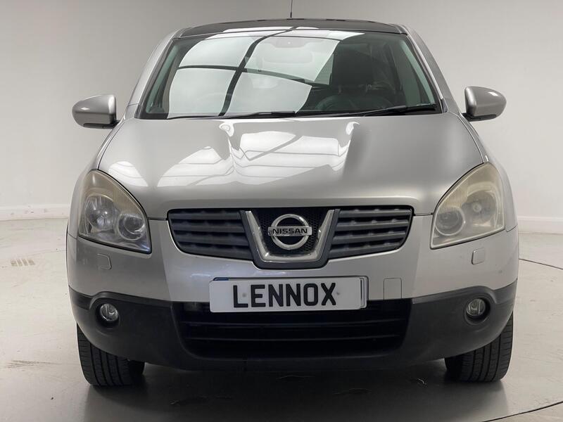 Nissan Qashqai view 2